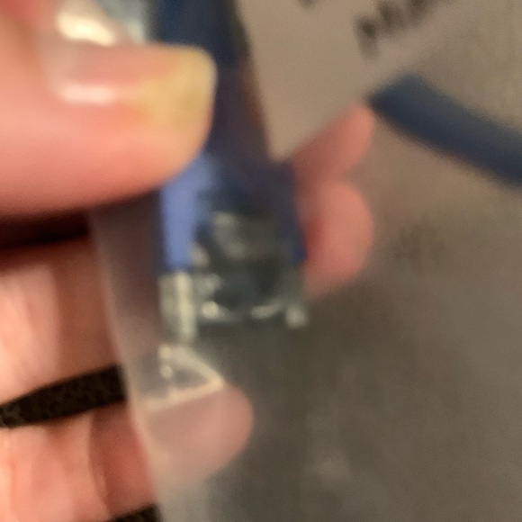 New Monoprice 18in SATA III MSTA3-18-90BL 6Gbps Data Cable Locking Latch Blue - Picture 2 of 4